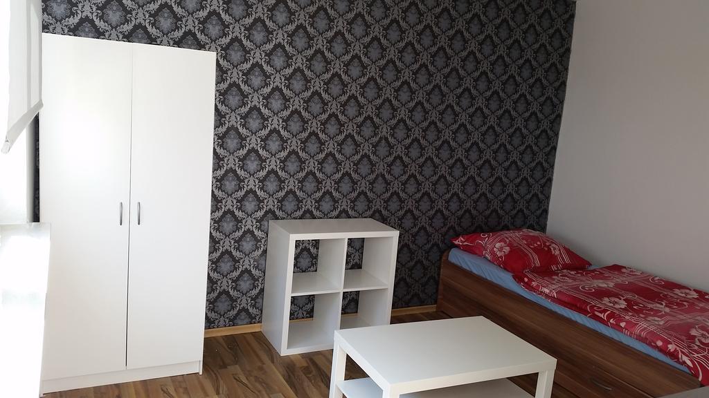 Frankfurt Airport & Fair Apartment Kelsterbach Pokój zdjęcie