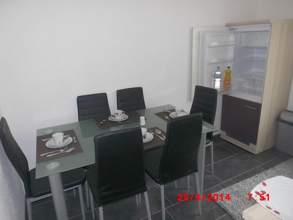Frankfurt Airport & Fair Apartment Kelsterbach Pokój zdjęcie
